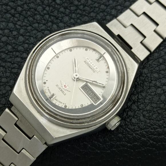 Vintage 1989 Citizen Automatic Womans Silver Watch W/daydate & Silver accents main image 5